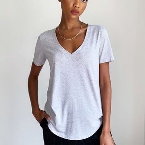 Set of 3 Aritzia tops